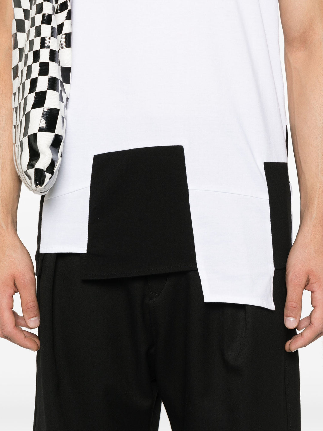 Tone Hem Detail Tee