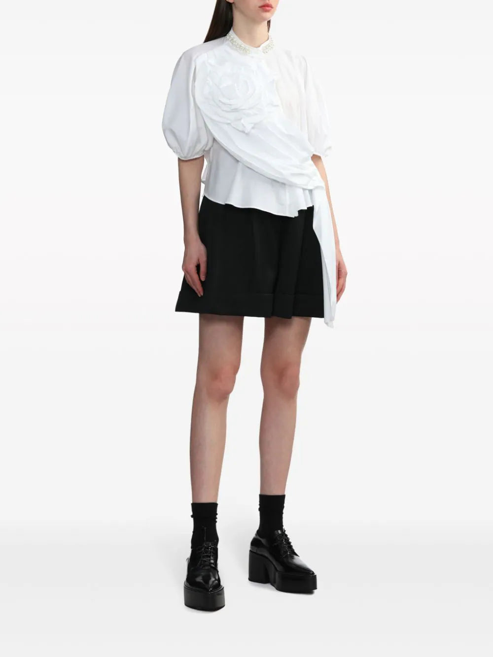 珠飾泡泡袖短上衣