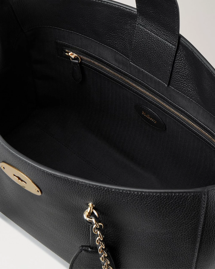 Lily Chain Tote Black Small Classic Grain