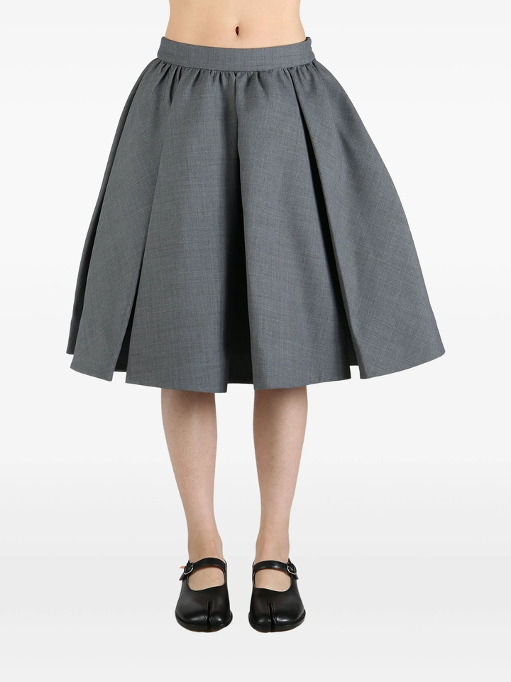 Silhouette Pleated Skirt