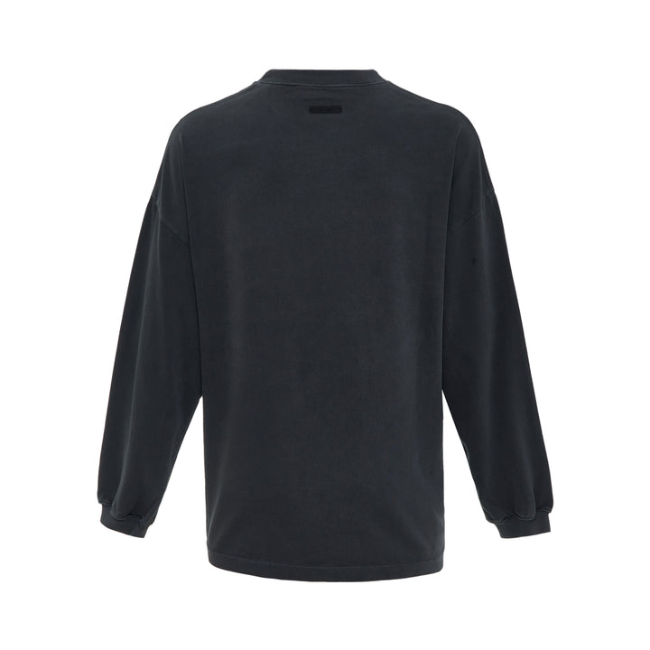 Fear of God ESSENTIALS Training 90s Long Sleeve Tee – Available at Club 21, Official Retailer in Singapore, Malaysia & Thailand with Global Shipping Online