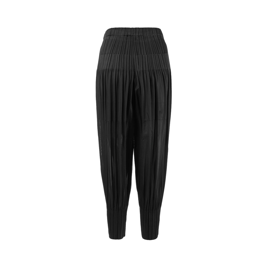 Fluffy Basics Pleated Pants