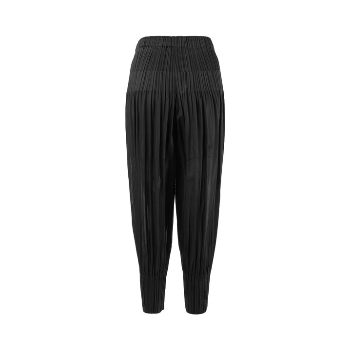 Fluffy Basics Pleated Pants