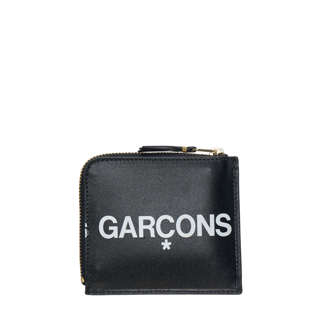 COMME des GARCONS Huge Logo L Zip Wallet – Available at Club 21, Official Retailer in Singapore, Malaysia & Thailand with Global Shipping Online