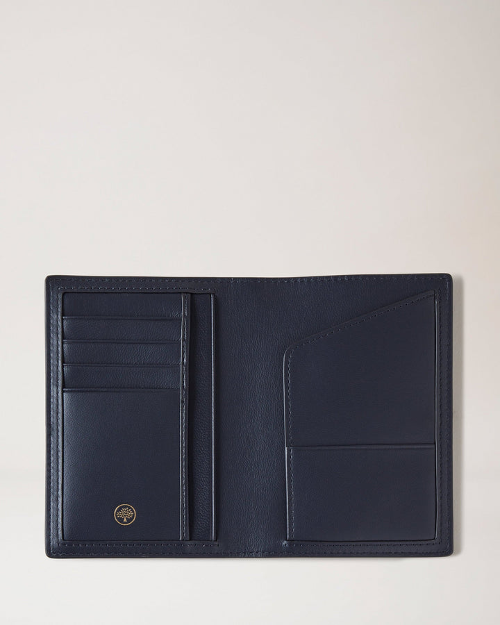 Passport Cover Mulberry Green Small Classic Grain