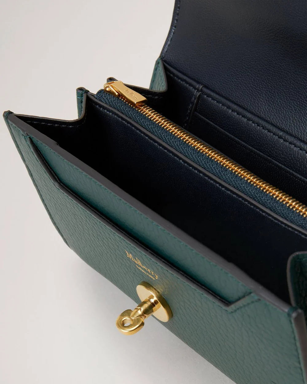 Medium Darley Wallet Mulberry Green Heavy Grain