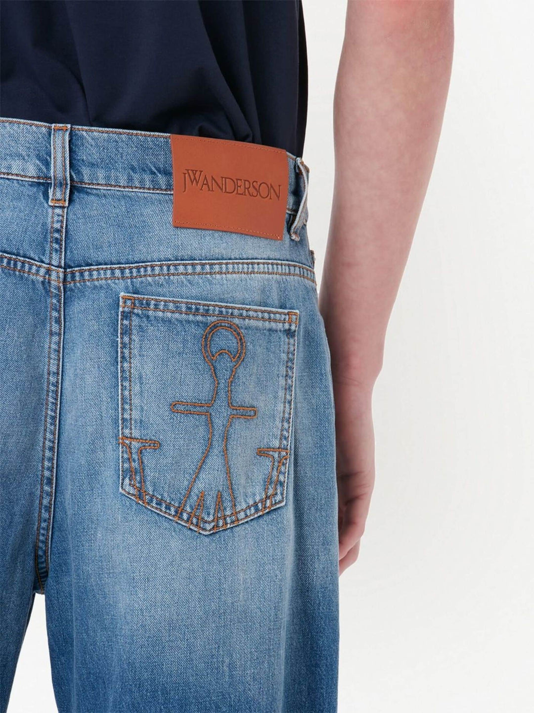 Bucket Jeans