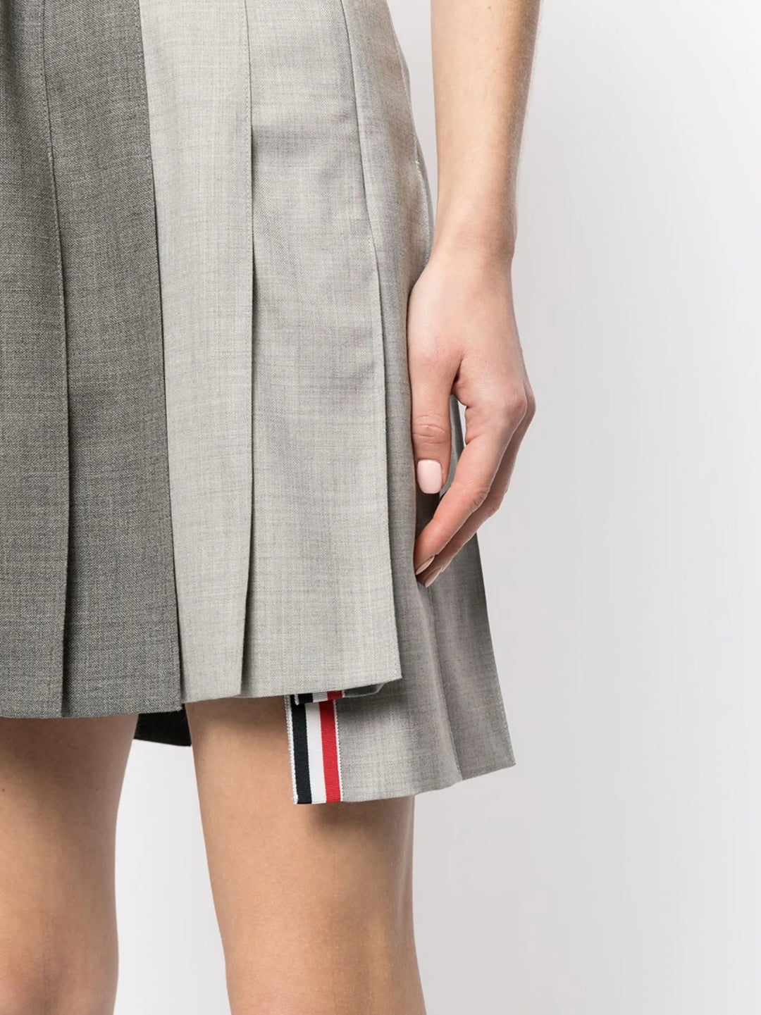 Thigh Length Dropped Back Pleated Skirt