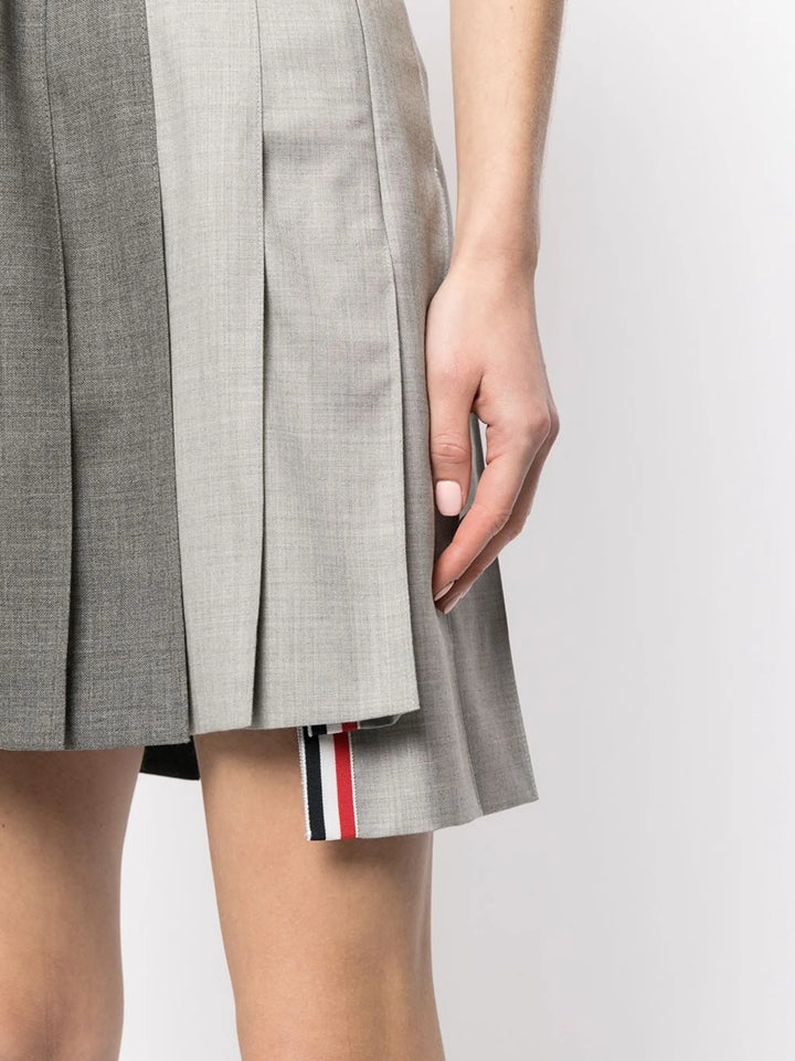 Thigh Length Dropped Back Pleated Skirt