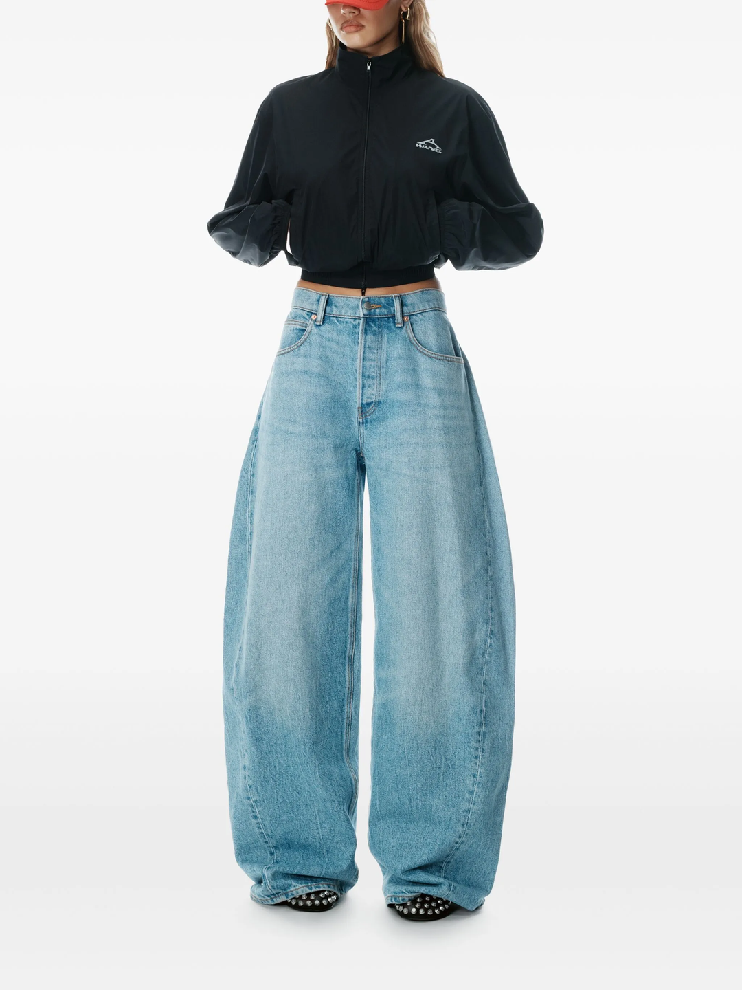 Oversized Rounded Mid-Rise Jeans