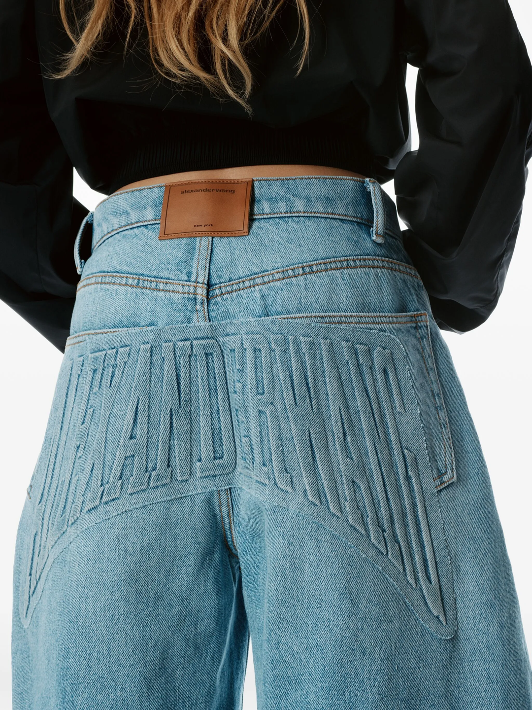 Oversized Rounded Mid-Rise Jeans