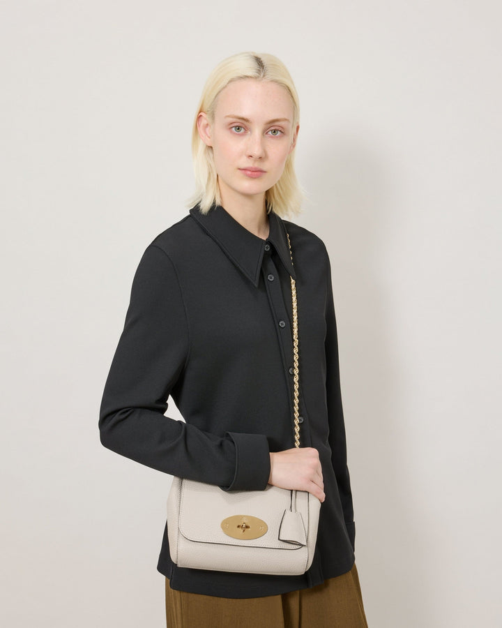 Lily Chalk Heavy Grain