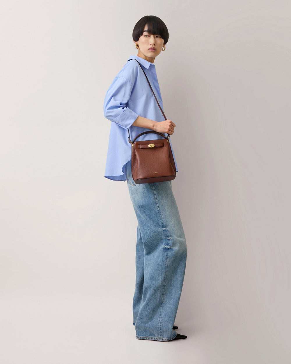 Mulberry Islington Bucket Bag – Available at Club 21, Official Retailer in Singapore, Malaysia & Thailand with Global Shipping Online