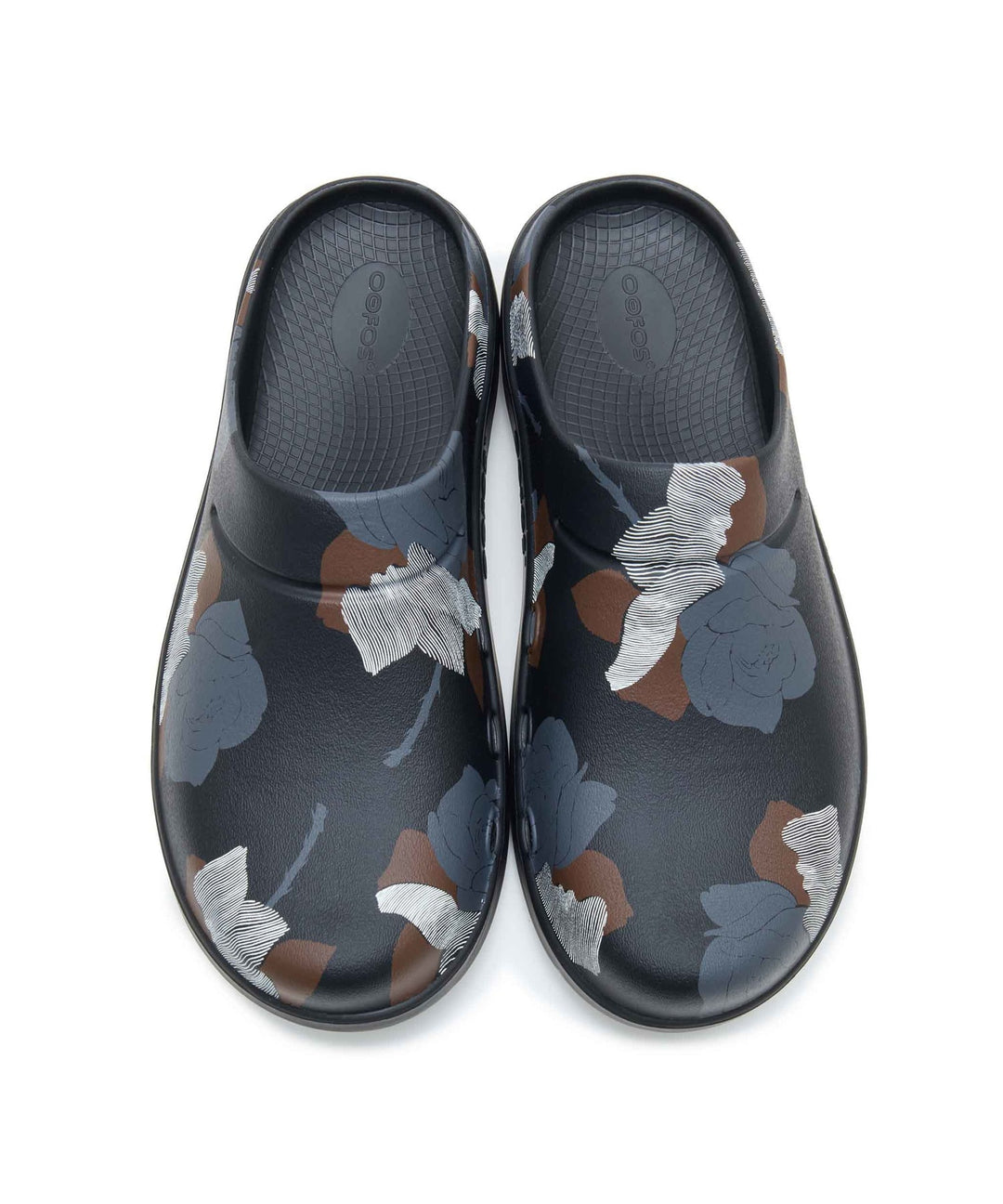 UNDERCOVER x OOFOS Printed Slip On Clogs – Available at Club 21, Official Retailer in Singapore, Malaysia & Thailand with Global Shipping Online
