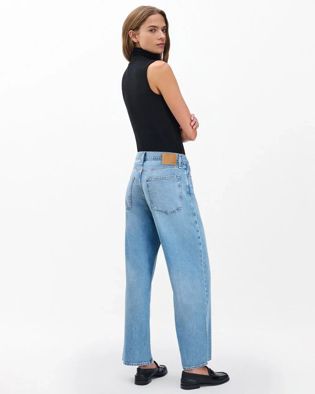 Saige Ankle Straight Jeans