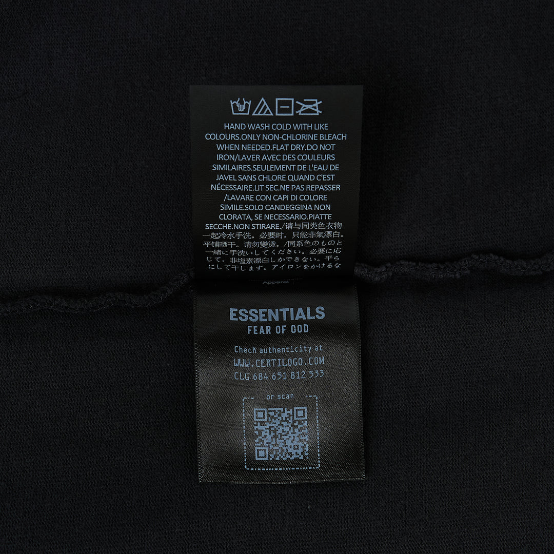 Signature 90s Short Sleeve Tee
