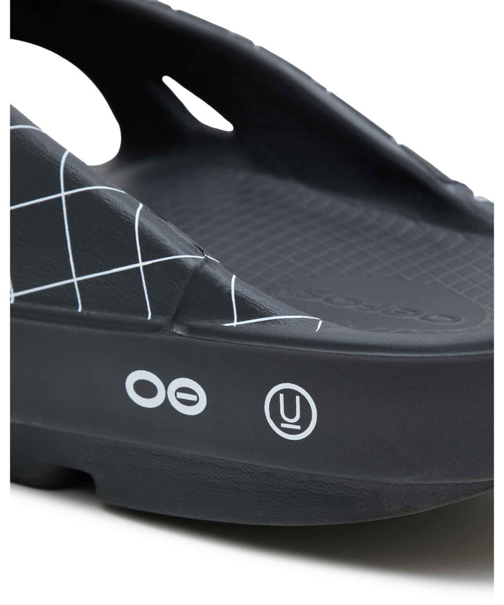 UNDERCOVER OOFOS x UC Women Flip Flops – Available at Club 21, Official Retailer in Singapore, Malaysia & Thailand with Global Shipping Online