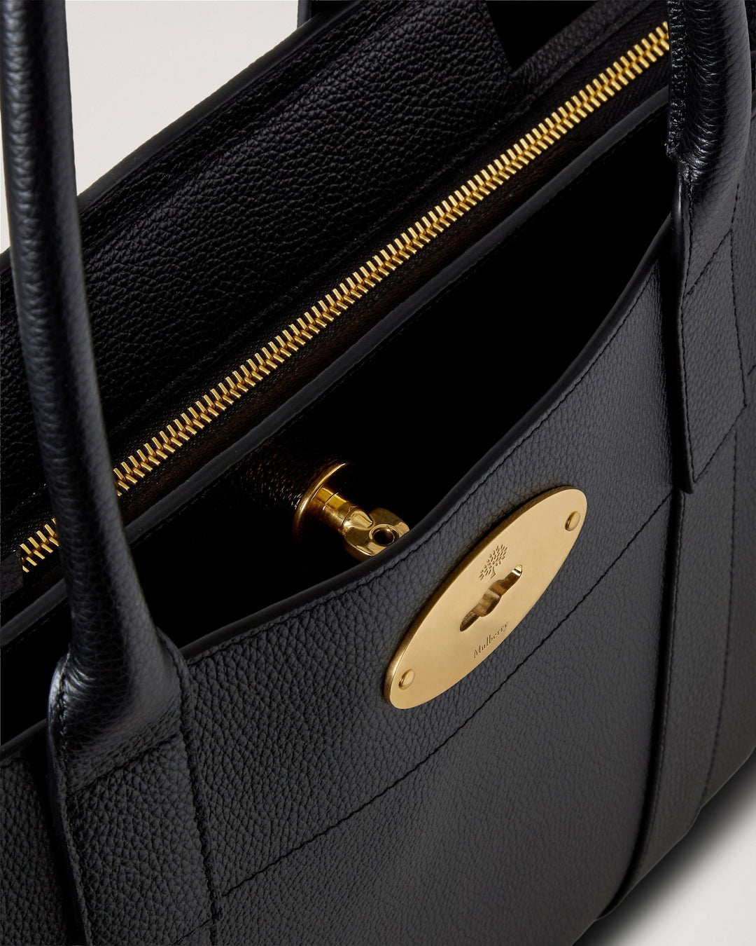 Mulberry Bayswater 9 To 5 Bag – Available at Club 21, Official Retailer in Singapore, Malaysia & Thailand with Global Shipping Online