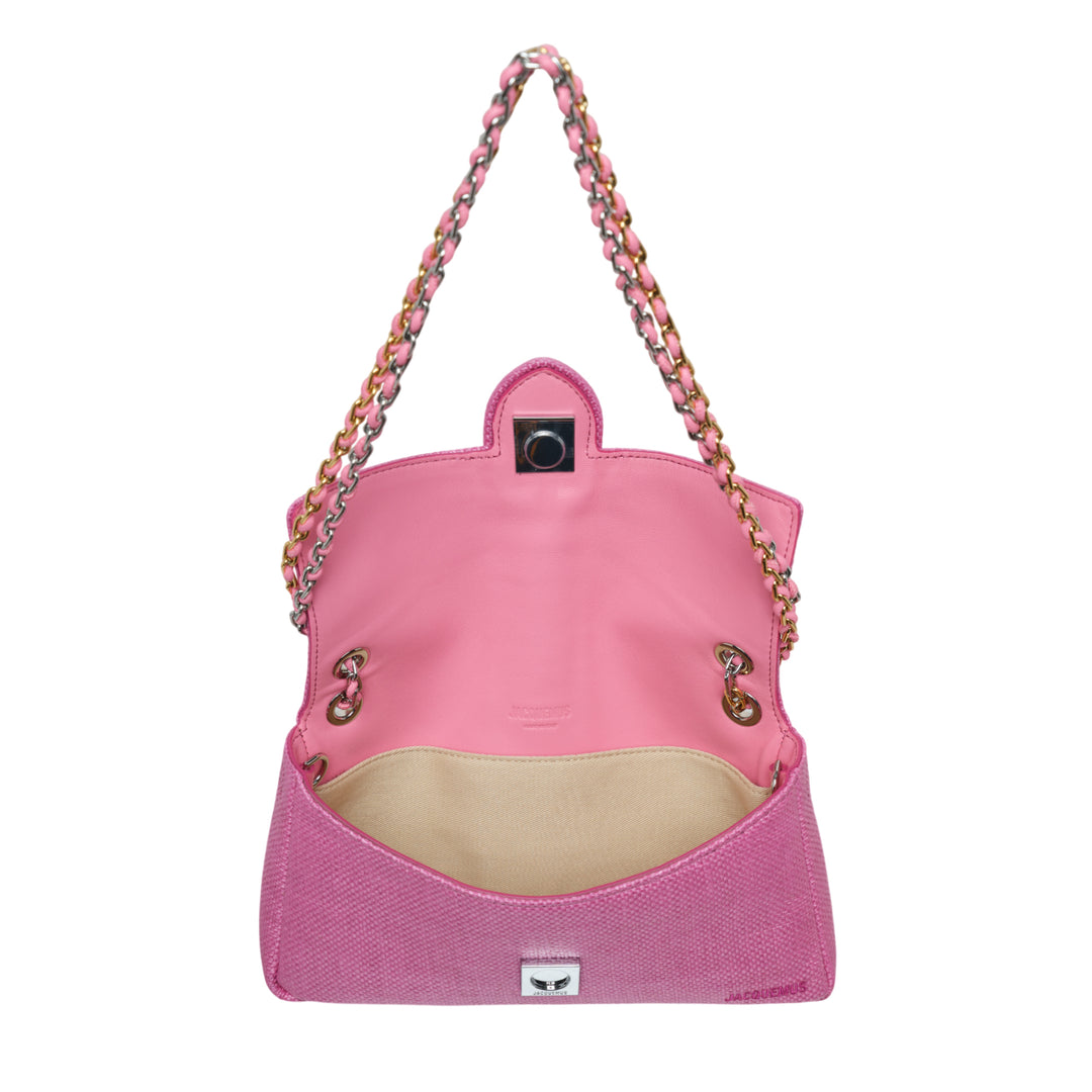JACQUEMUS Le Bambino Chaine Woven Shoulder Bag – Available at Club 21, Official Retailer in Singapore, Malaysia & Thailand with Global Shipping Online