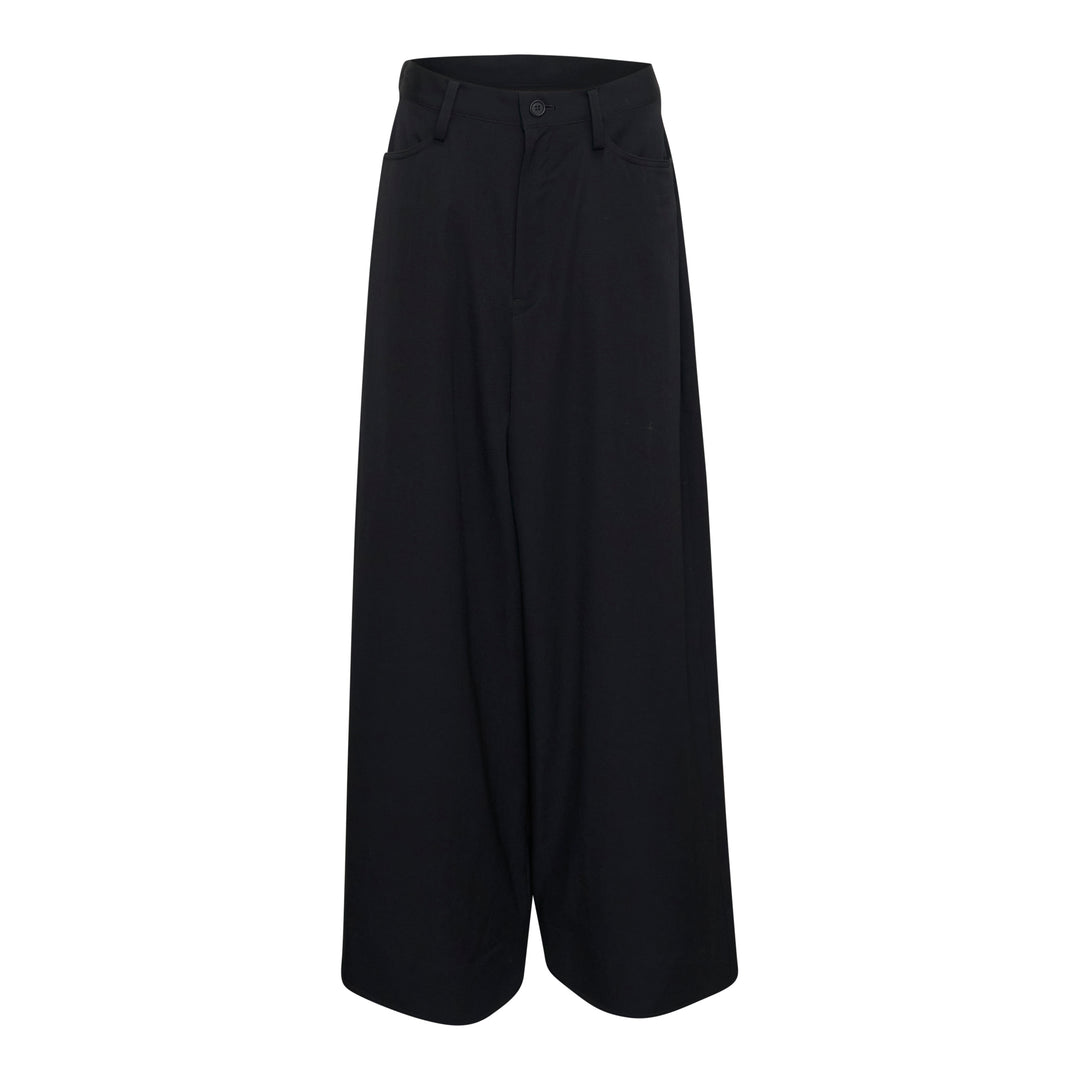 Backside Tuck Baggy Pants