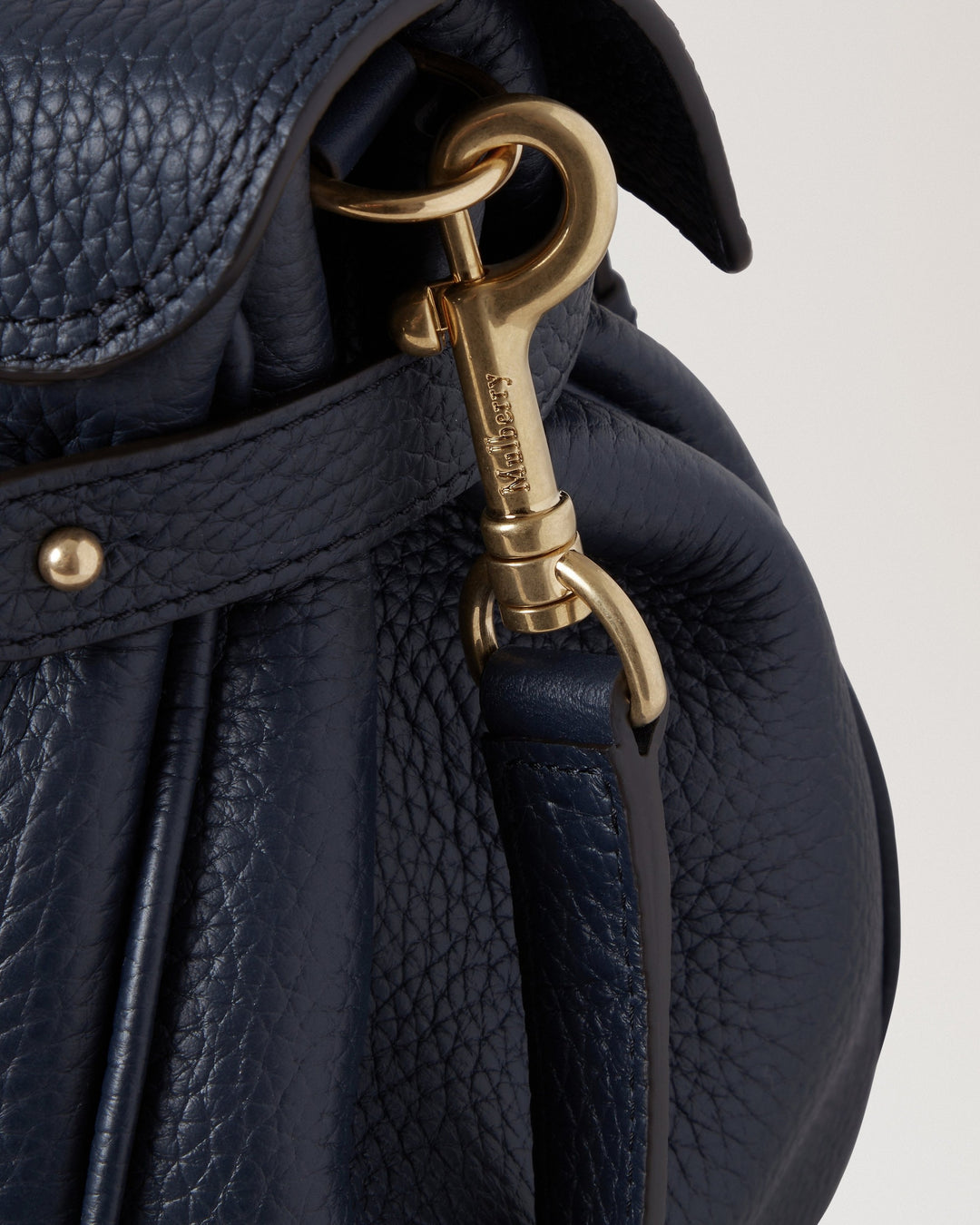 Alexa Heavy Grain Medium Satchel