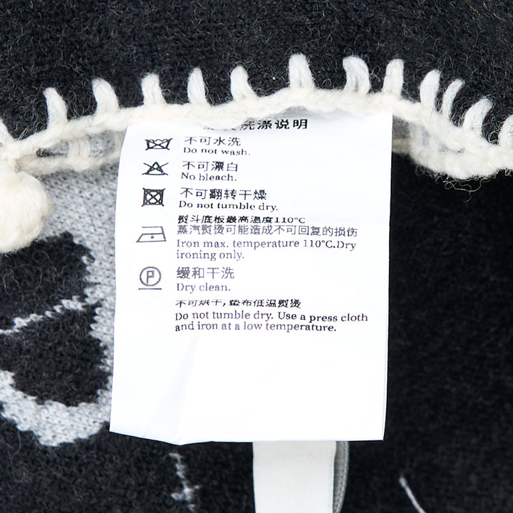 Cupid Knit Short Scarf