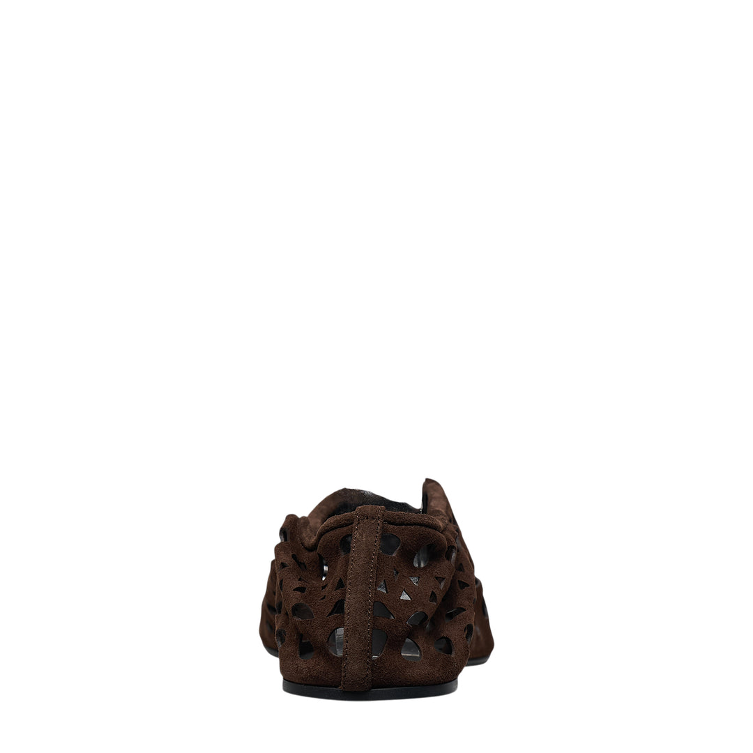 Neo Vienne Perforated Slippers