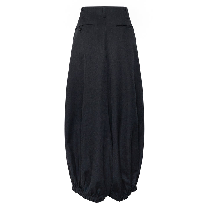 Barrel Silhouette Pants