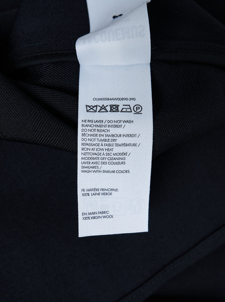 Jacquemus La Veste Strada black button-up chore jacket with chest pocket and two oversized front patch pockets - view 4