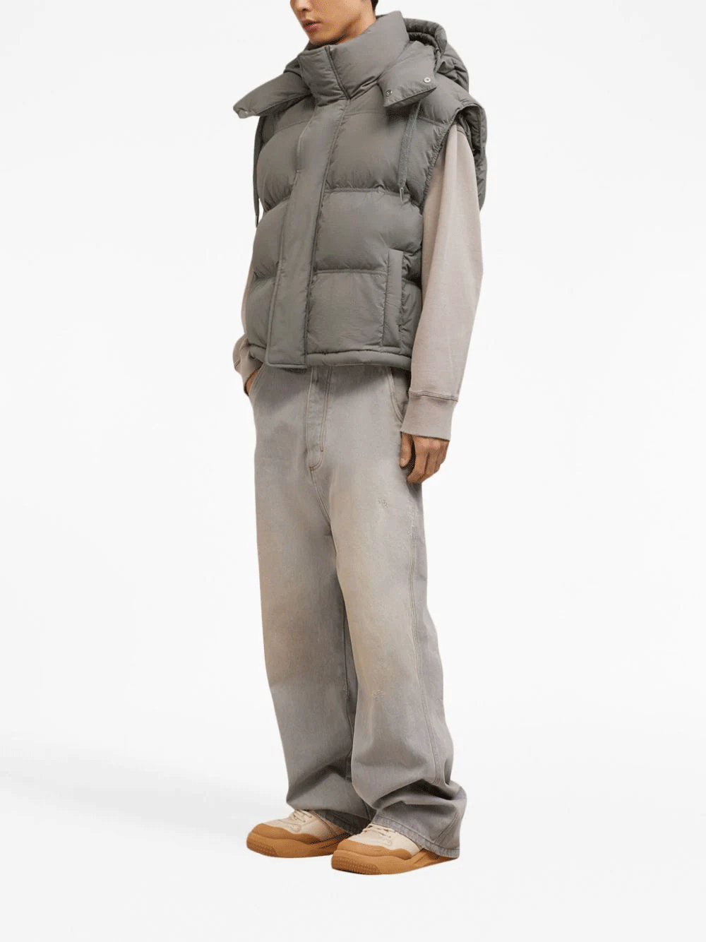AMI-Paris-Sleeveless-Down-Jacket-Grey-2
