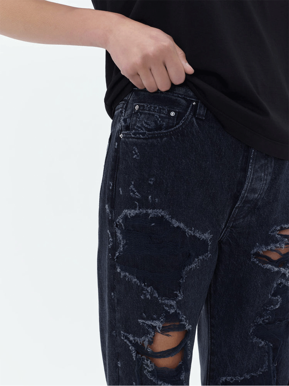 AMIRI-Distressed-Straight-Jeans-Black-6