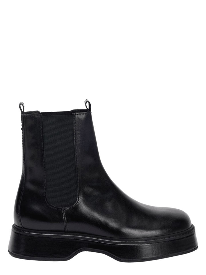 Ami-Paris-Leather-Boots-Black-1