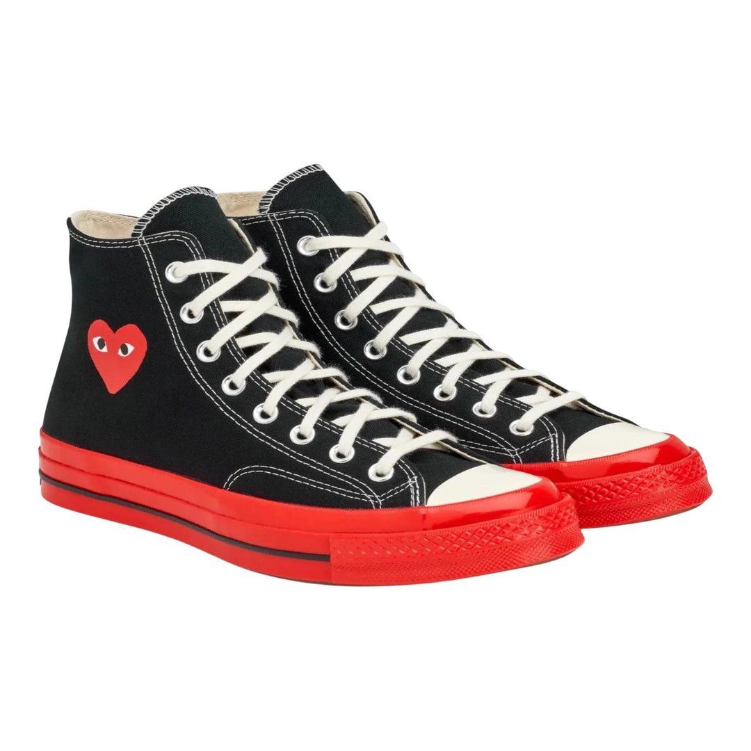 Club21 - COMME des GARCONS PLAY CONVERSE - Hi Top Red Sole Red Heart Sneakers - SNEAKERS - Black