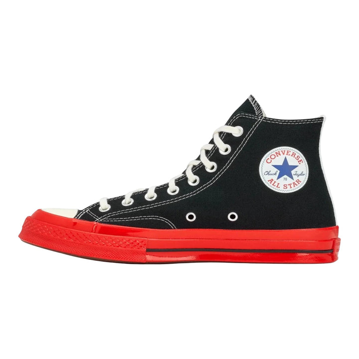 Club21 - COMME des GARCONS PLAY CONVERSE - Hi Top Red Sole Red Heart Sneakers - SNEAKERS - Black