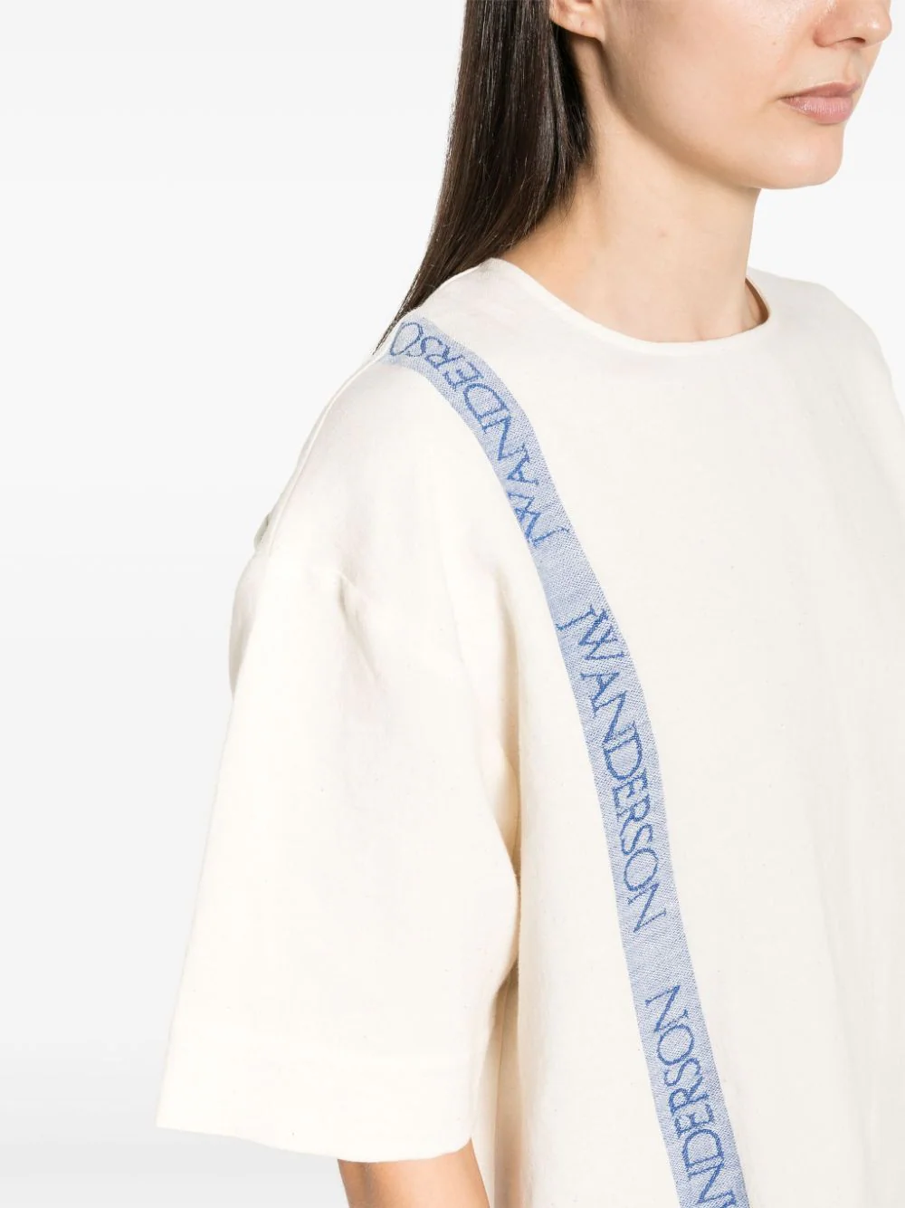 JW-Anderson-Boxy-T-Shirt-Off-White-5