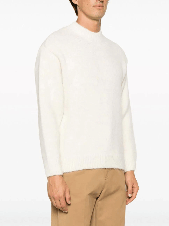 Jacquemus-La-Maille-Pavane-Off-White-4