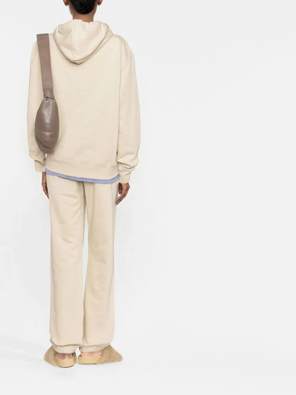 Jacquemus-Le-Jogging-Jacquemus-Beige-3