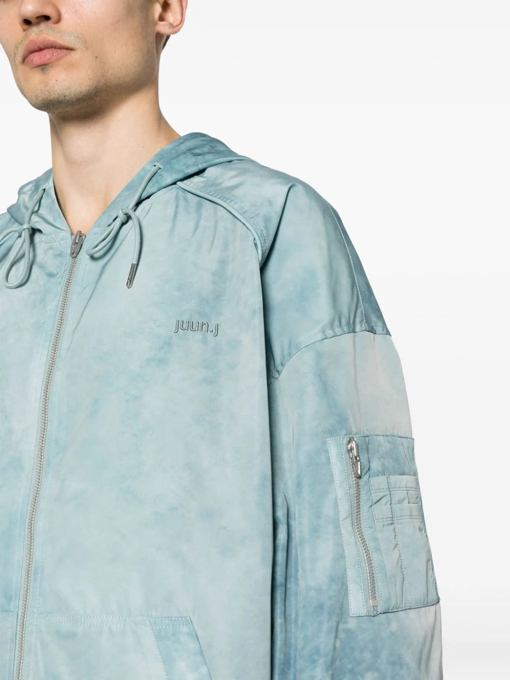 Juun.J-Dyeing-Like-Puckering-Hoodie-Green-5