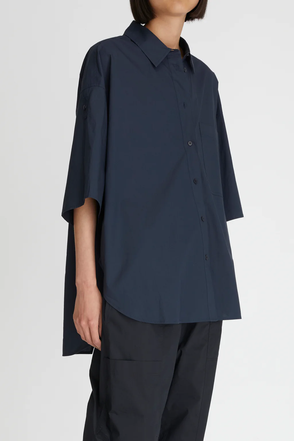 Lee-Mathews-Poplin-Short-Sleeve-Shirt-Navy-3