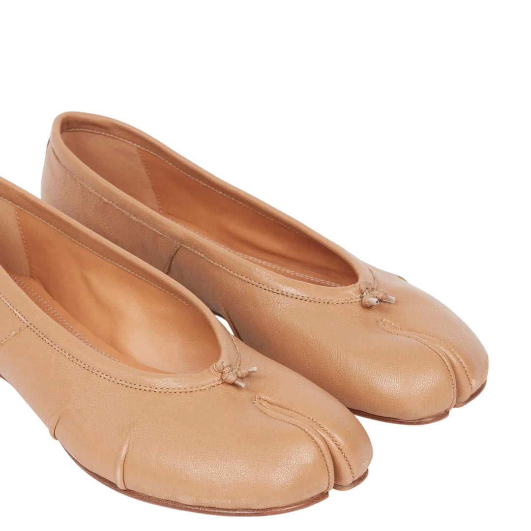 Club21 - Maison Margiela - Tabi Ballerina New Soft Nappa - FLAT SHOES - Nude