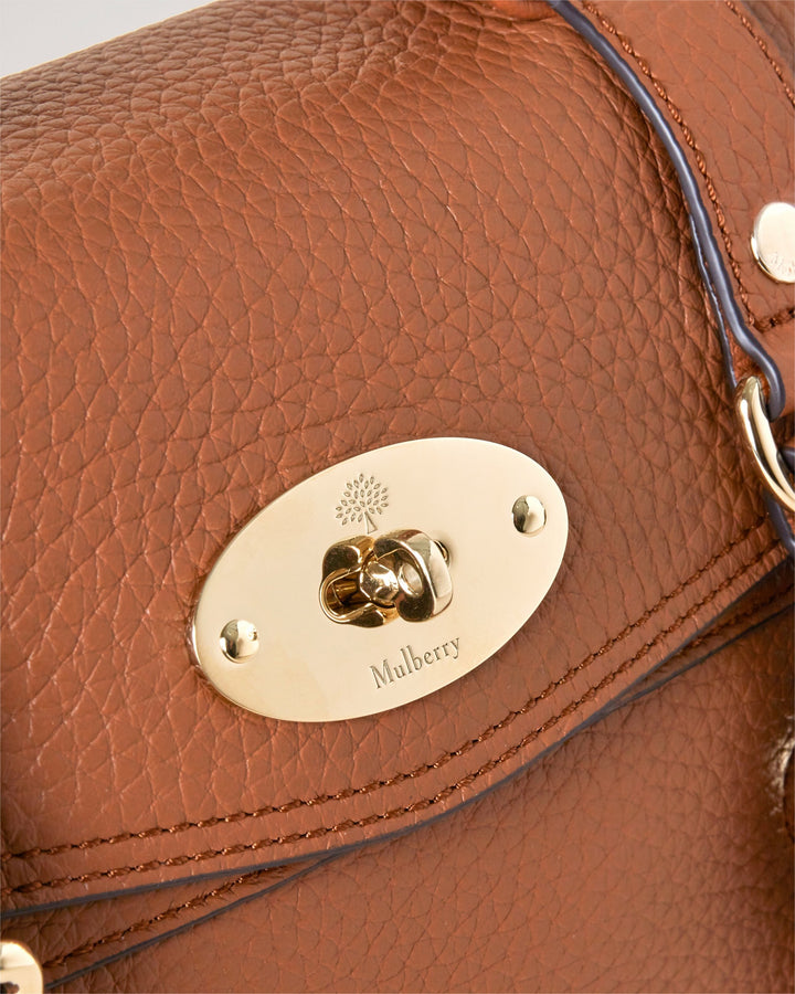 Mini Alexa Chestnut Heavy Grain