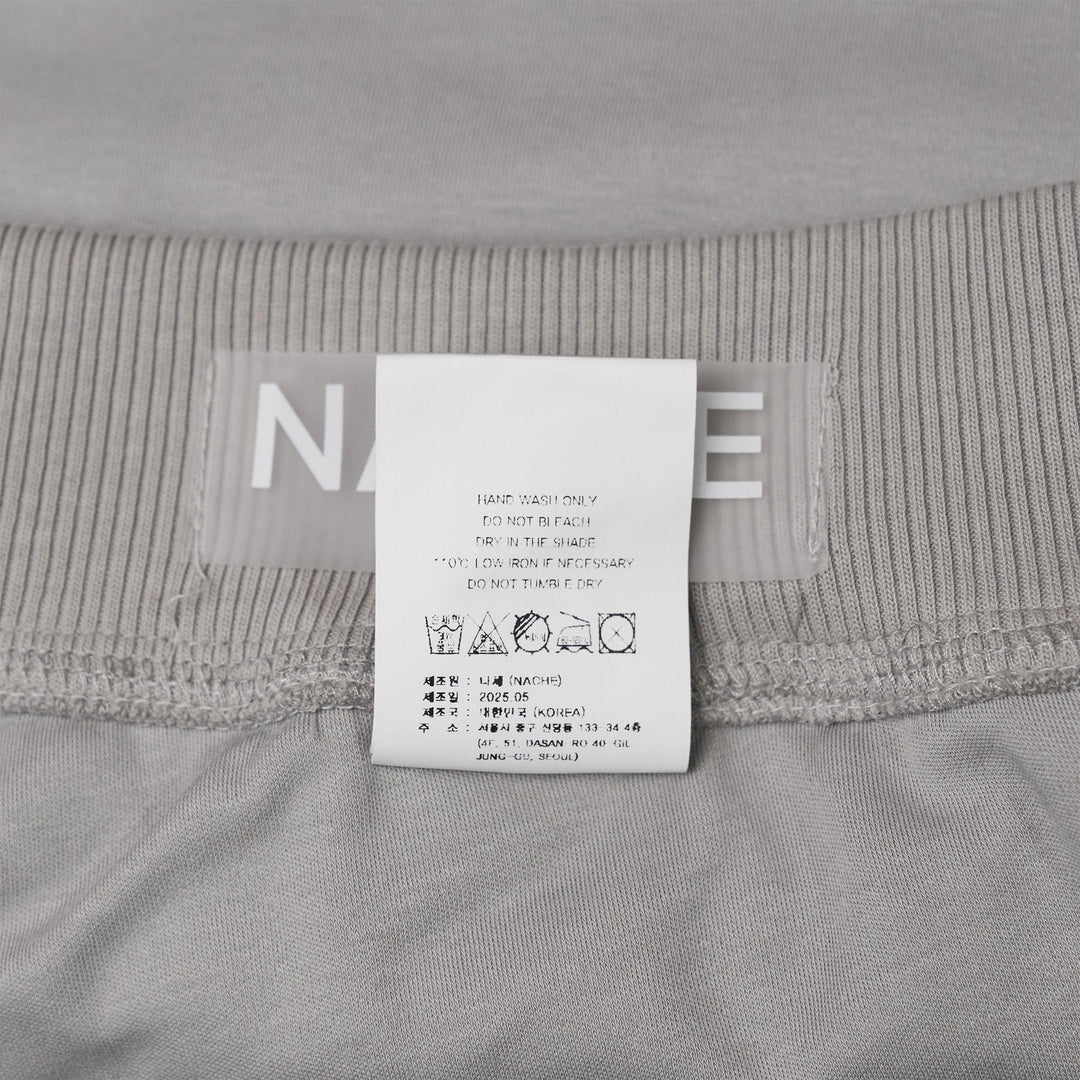 Club21 - NACHE - Ruffle Short Pants Light Gray - SHORTS - Light Grey