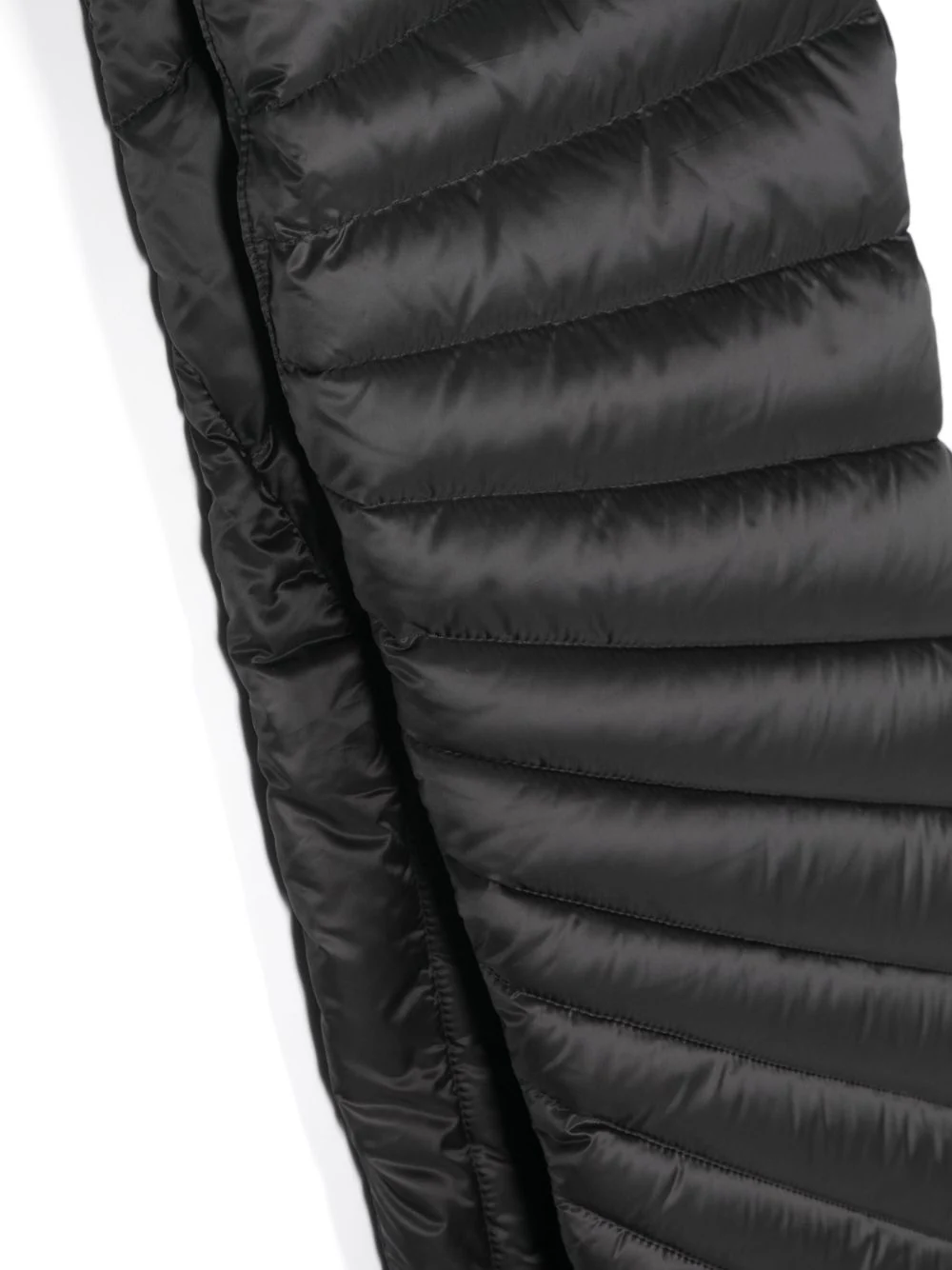 Rick-Owens-Moncler-+-Rick-Owens-Radiance-Scarf-Black-2