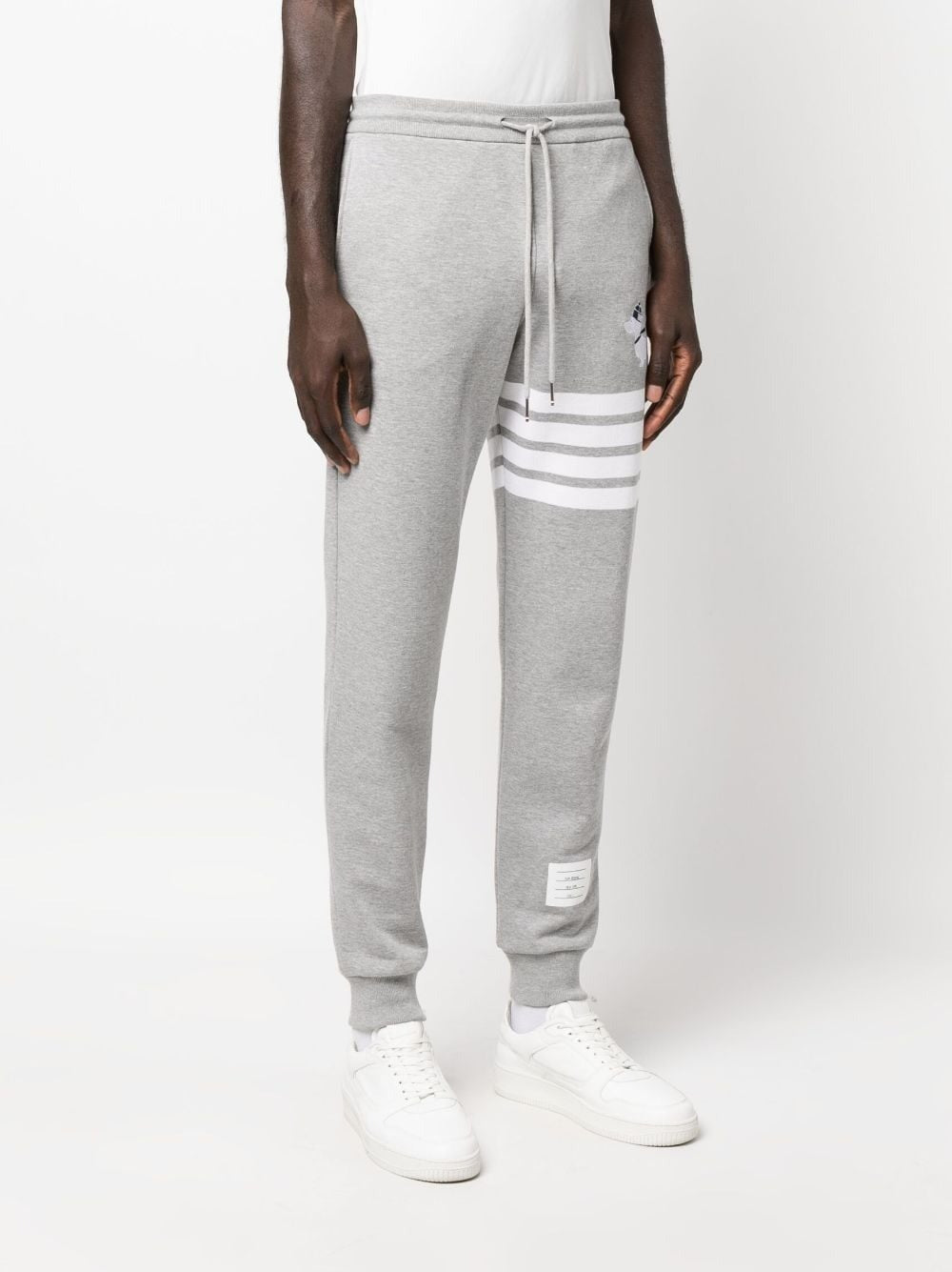 ThomBrowne-Classic4-BarHectorSweatpants-LightGrey-3