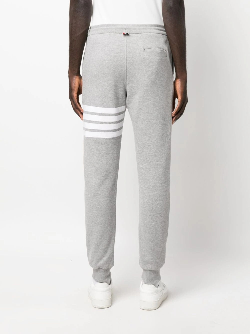 ThomBrowne-Classic4-BarHectorSweatpants-LightGrey-4