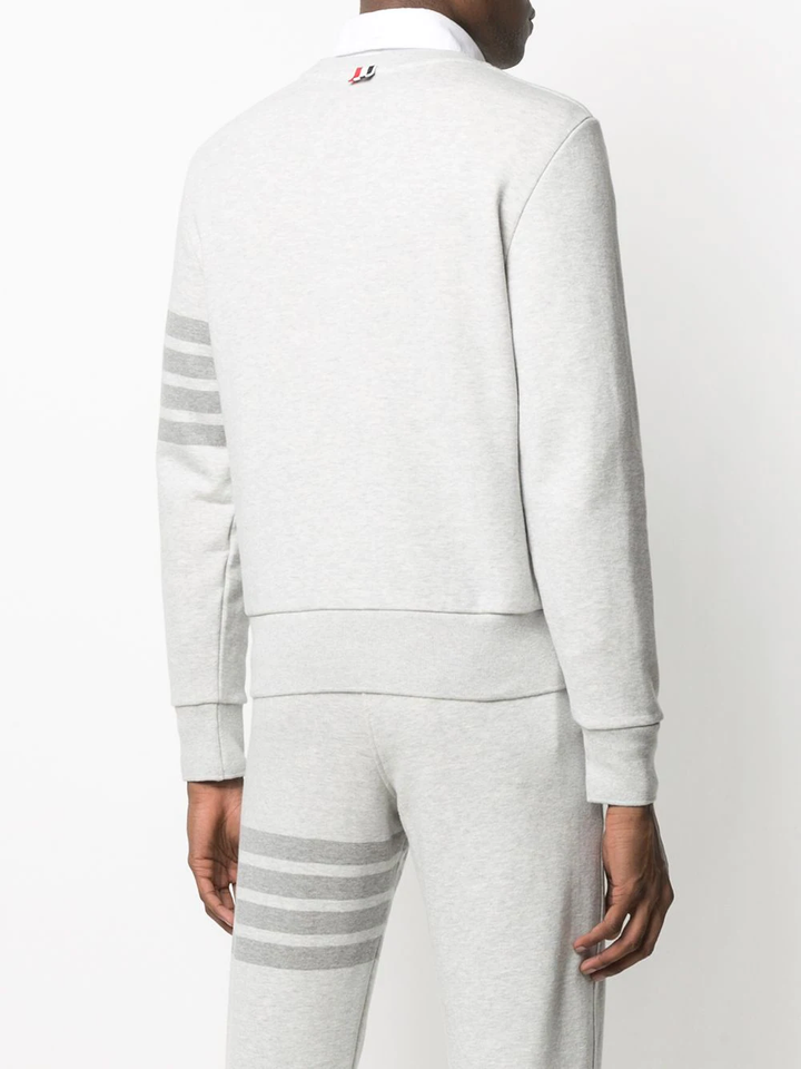 ThomBrowne-PastelGreyLoopbackTerryTonal4-BarRelaxedFitCrewNeckSweatshirt-LightGrey-4