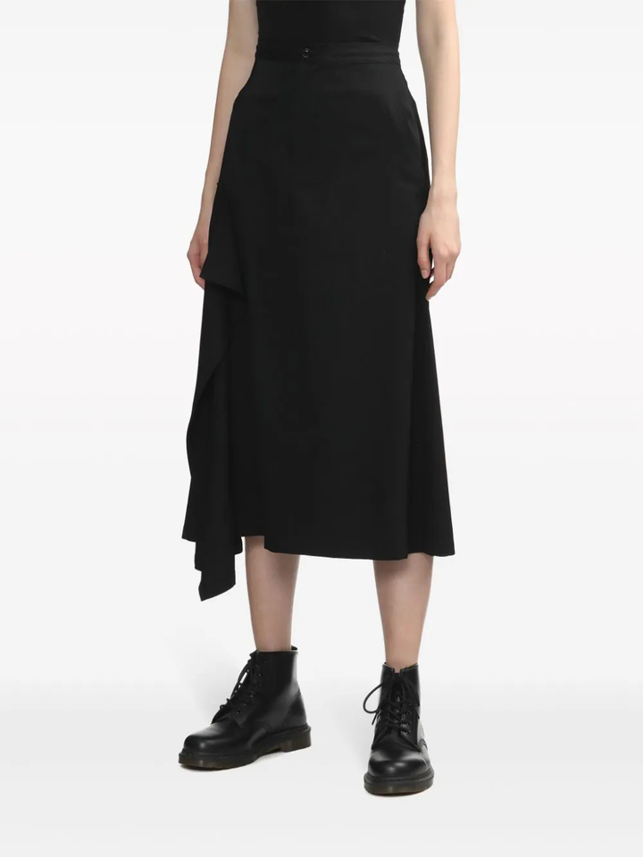 Y's-Right-Side-Flare-Skirt-Black-3