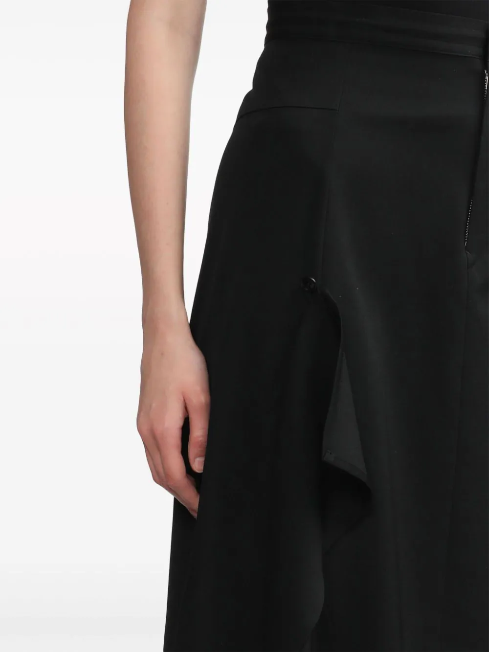 Y's-Right-Side-Flare-Skirt-Black-5