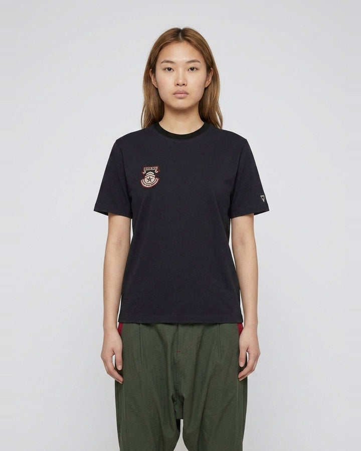 Badge Basic Tee | Blackjack | Club21 - front female