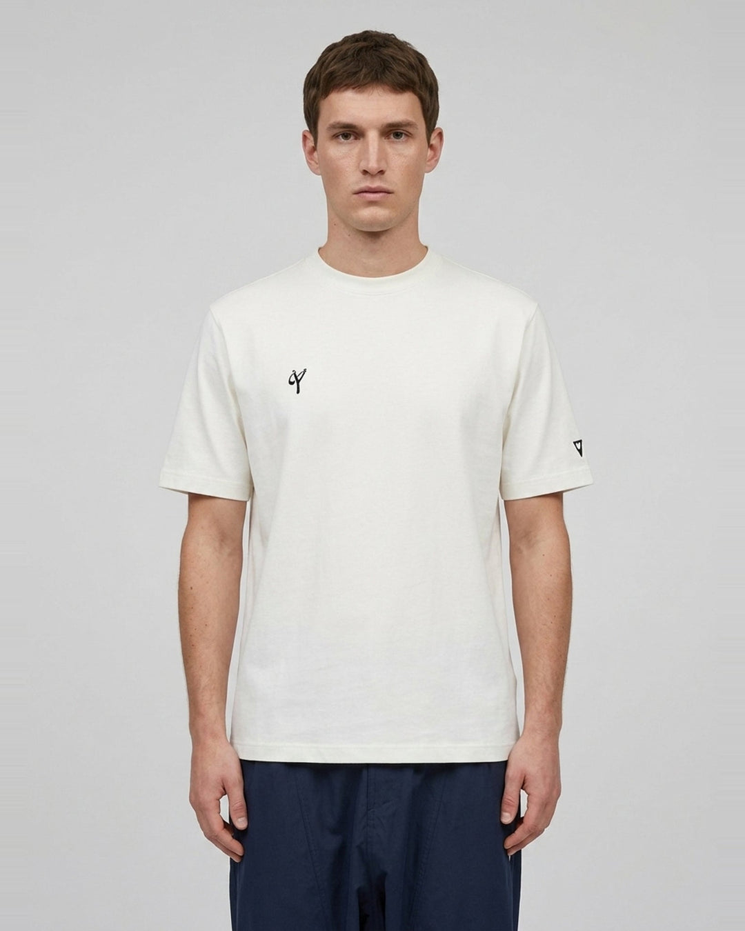 Symbol Basic Tee | Blackjack | Club21 - front